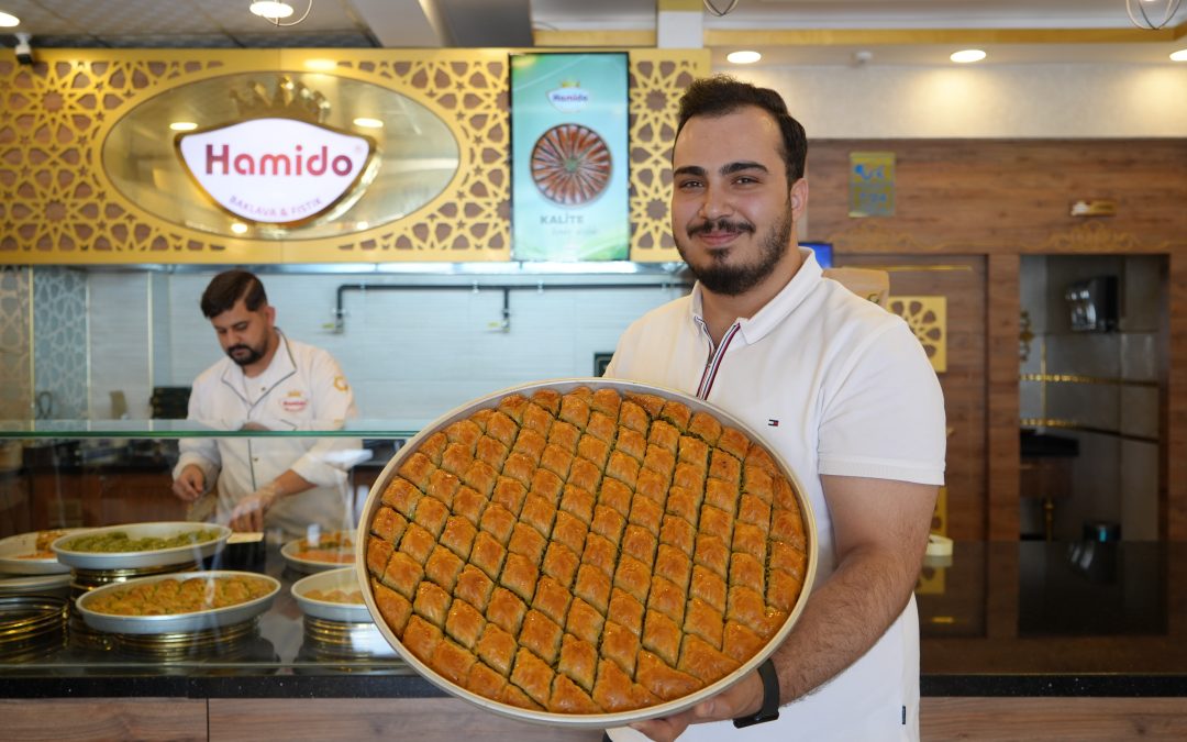 Gaziantep’te Bayram Yoğunluğu: Baklavacılar Üretimi Arttırdı