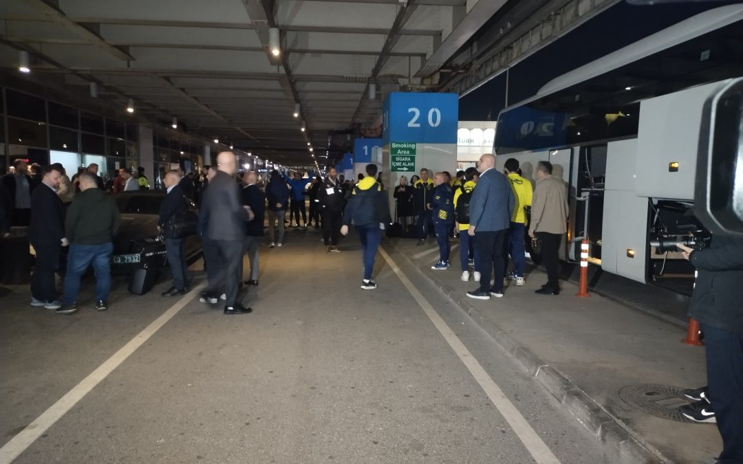 Fenerbahçe Kafilesi İstanbul’a Geldi