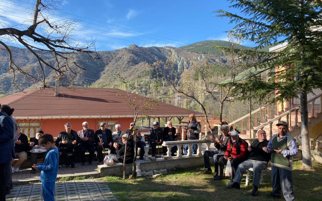 Köyde Geleneksel Çörek Bayramı Nüfusu 500’e Çıkardı