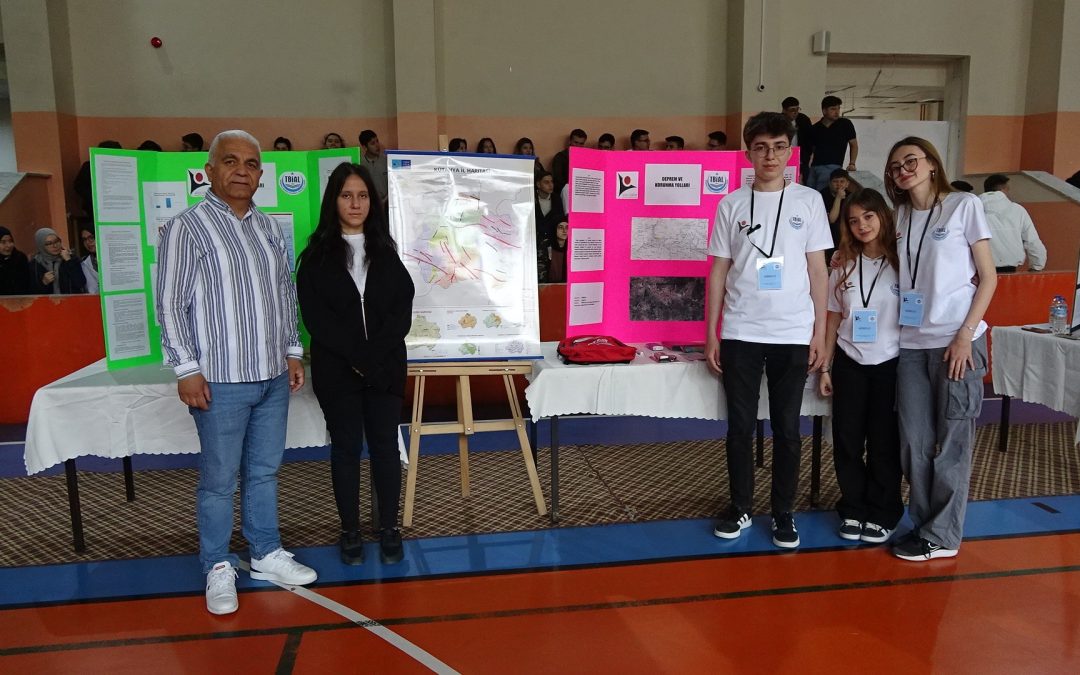 Tavşanlı Borsa İstanbul Anadolu Lisesi’nde Bilim Fuarı düzenlendi.