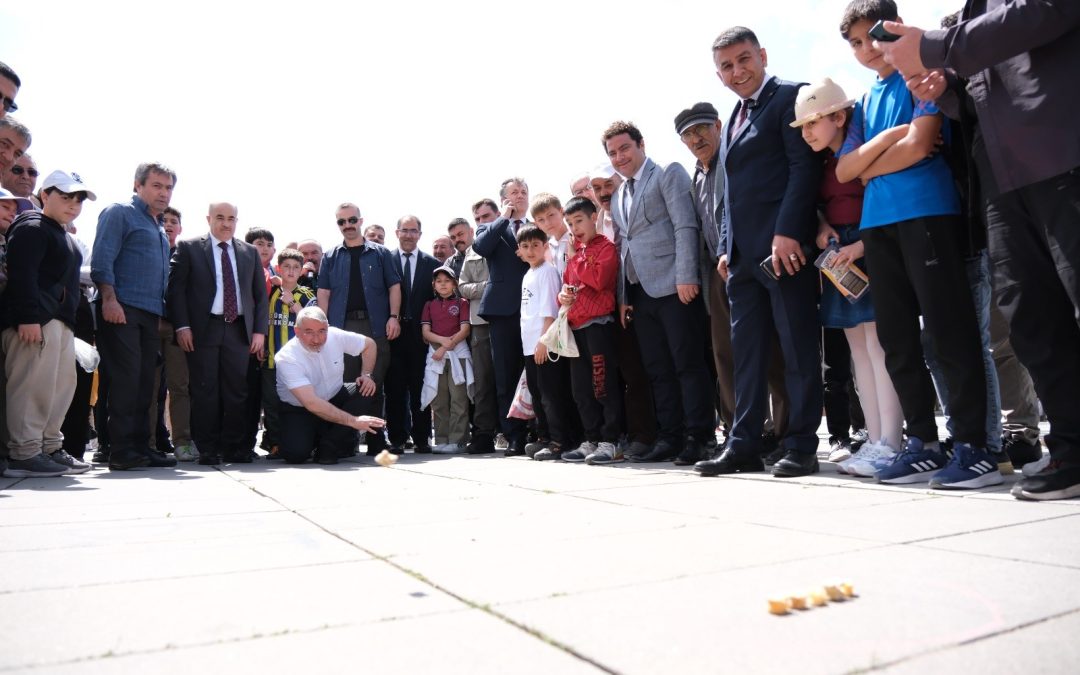 Çiçek Açan Gelenek: Şiğdem Açılışı ve Çocuk Oyunları Şenliği Çorum’da Yaşatılıyor