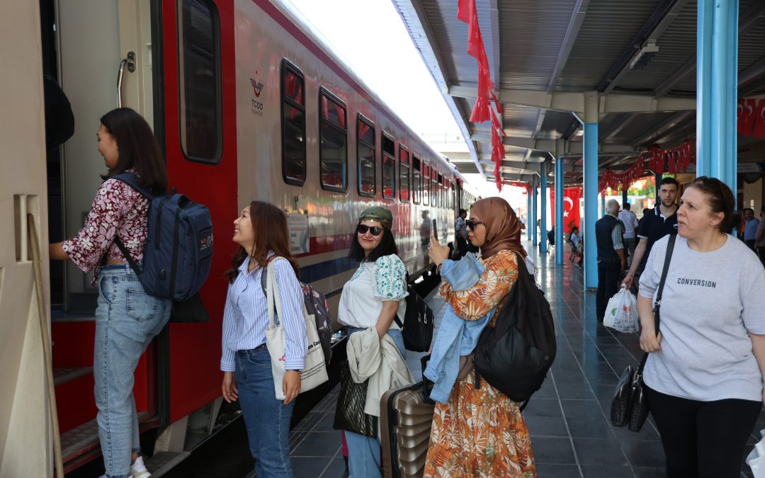 Turistik Diyarbakır Ekspresi Diyarbakır’a Hayran Kaldı