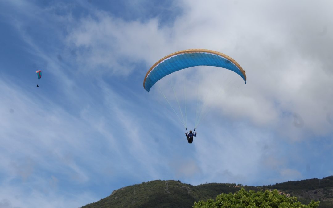 Türkiye Yamaç Paraşütü Akdeniz Bölgesi Hedef Yarışması Alanya’da yapıldı