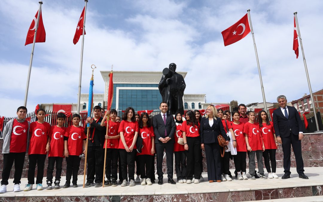 Elazığ’da 23 Nisan Ulusal Egemenlik ve Çocuk Bayramı Töreni