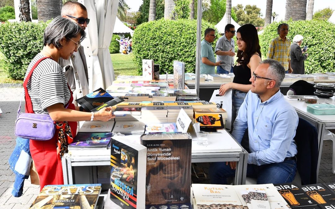 Kitap Fuarı Sonbaharda Fuar İzmir’de Düzenlenecek