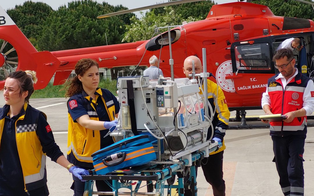 Ambulans Helikopter Erken Doğan Bebek İçin Havalandı