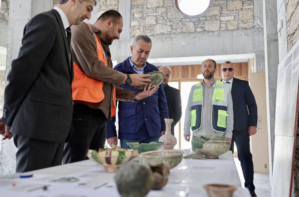 Başkan Uzun, Kale Projesi’ni Misafirlerin Uğrak Yeri Olacak olarak adlandırılabilir.