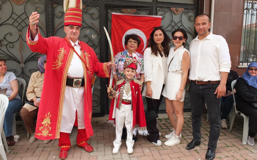 Mehter Takımı Sünnet Düğününde Yoğun İlgi Gördü