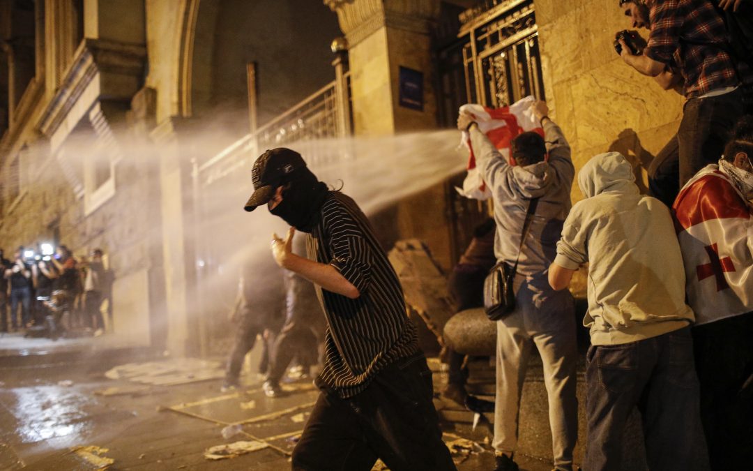 Gürcistan’da Yabancı Etkinin Şeffaflığı Yasasına Karşı Protestolar Devam Ediyor