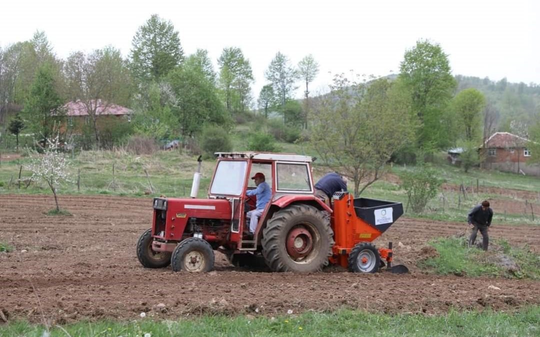 Tarım makineleri Ordu’da üreticilere destek oluyor