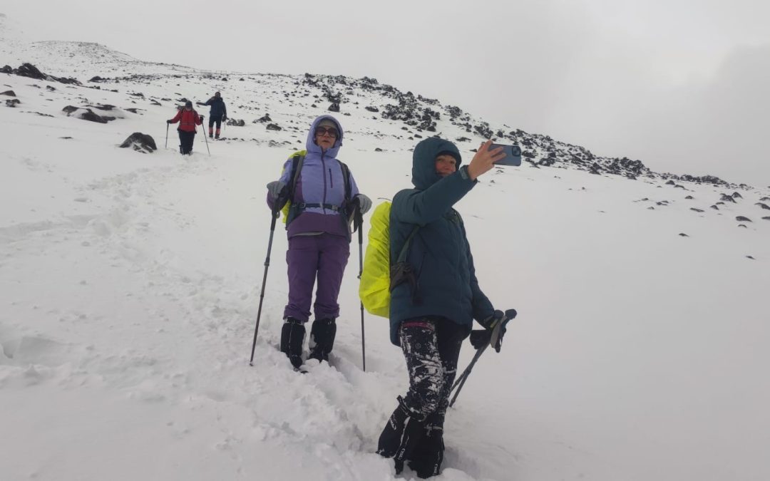 Ağrı Dağı’nda Kadın Dağcılar Zirveye Ulaşamadı